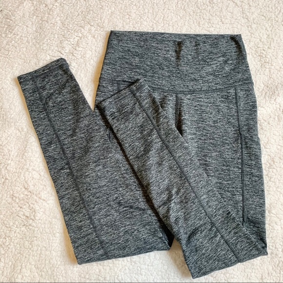 Aerie | Chill Play Move Grey Leggings - Picture 3 of 9